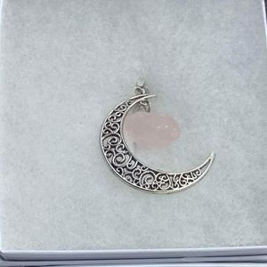 🌹 Rose Quartz Gemstone Cresent Moon Necklace 🌹